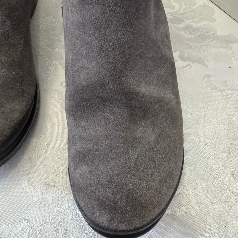 Keen‎ Morrison Mid Boot Comfort Gray Leather Booties Women’s 7 Sleek Durable